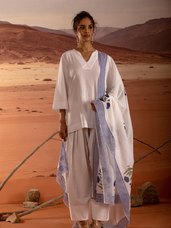 V-Neck Straight Kurta with Lace Detail