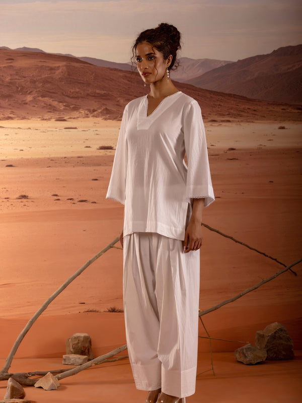 V-Neck Straight Kurta with Lace Detail