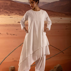Asymmetrical Layered Kurta With Pockets
