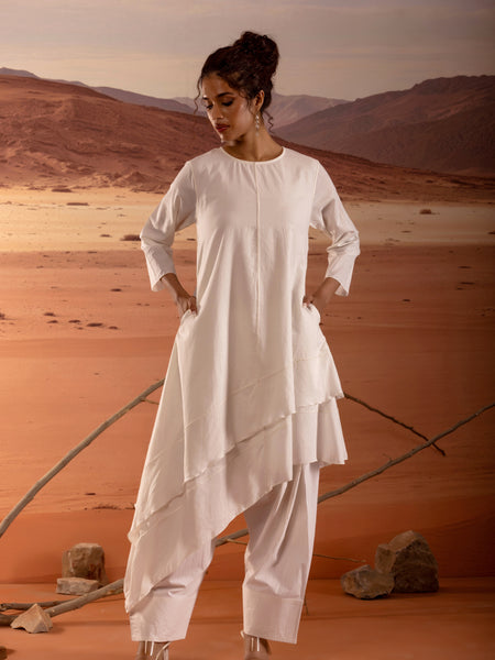 Asymmetrical Layered Kurta With Pockets