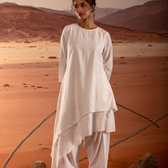 Asymmetrical Layered Kurta With Pockets