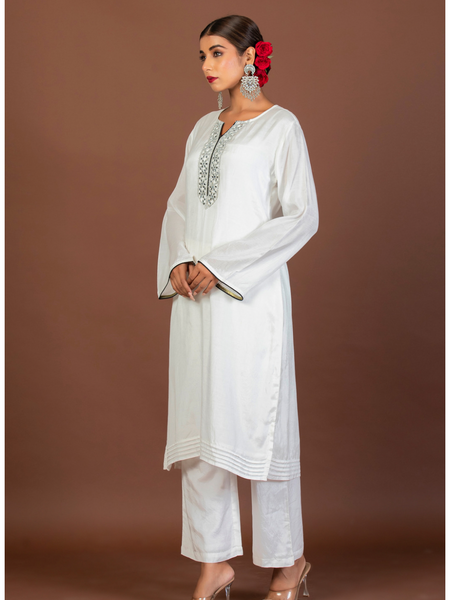 Sheeba Kurta - Jiraazi