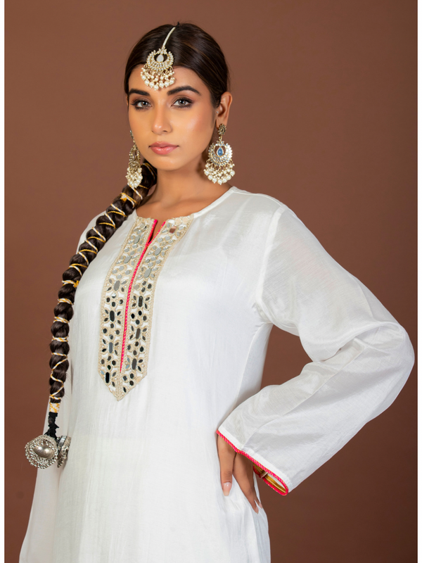 Sheeba Kurta - Jiraazi