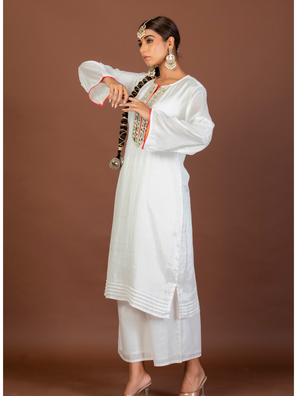 Sheeba Kurta - Jiraazi