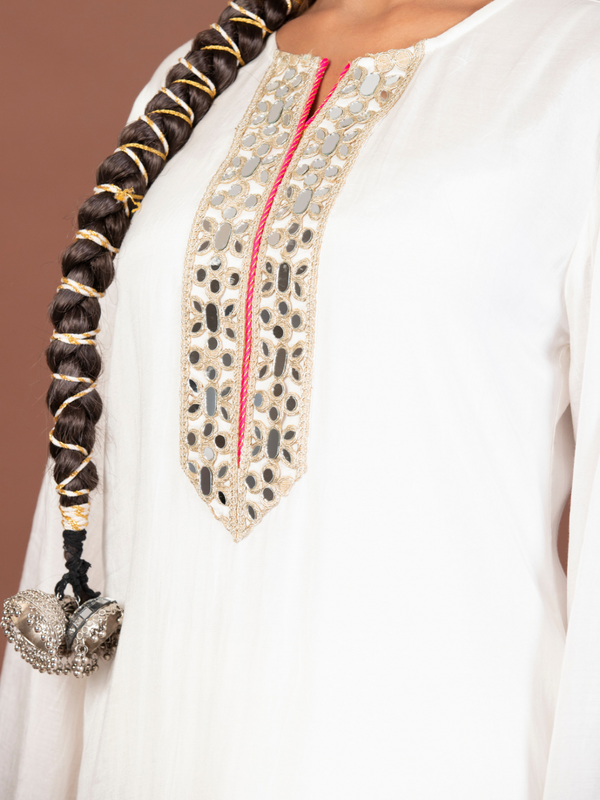 Sheeba Kurta - Jiraazi