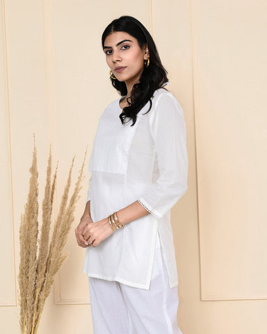 Anmol Kurti