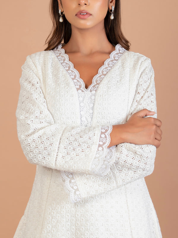 Khamoshi Kurti - Jiraazi