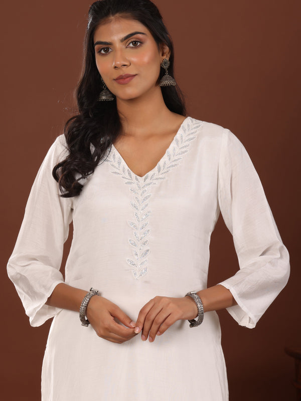 Sitara Muslin Straight Kurta - Jiraazi