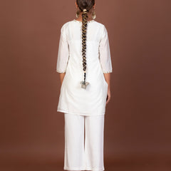 Paheli Kurti - Jiraazi