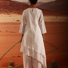 Asymmetrical Layered Kurta With Pockets