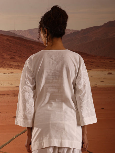 Embroidered V Neck Relaxed Fit Kurta