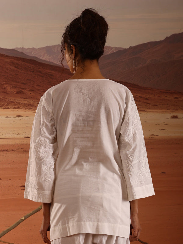 Embroidered V Neck Relaxed Fit Kurta